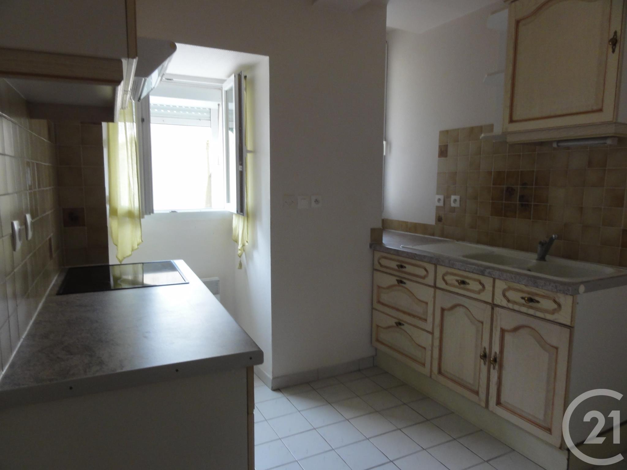Appartement F2 à louer - 2 pièces - 36 m2 - BOISSY LE CHATEL - 77 - ILE-DE-FRANCE