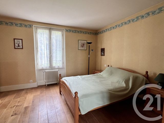 Maison à vendre - 9 pièces - 260 m2 - Coulommiers - 77 - ILE-DE-FRANCE