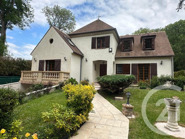 Maison à vendre - 8 pièces - 205 m2 - St Augustin - 77 - ILE-DE-FRANCE