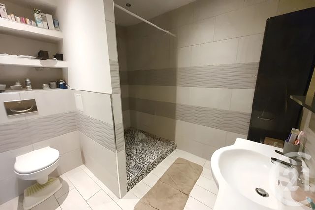Afficher la photo en grand Maison à vendre - 7 pièces - 248,99 m2 - Crecy La Chapelle - 77 - ILE-DE-FRANCE
