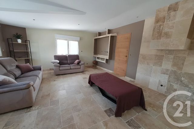 Afficher la photo en grand Maison à vendre - 7 pièces - 248,99 m2 - Crecy La Chapelle - 77 - ILE-DE-FRANCE