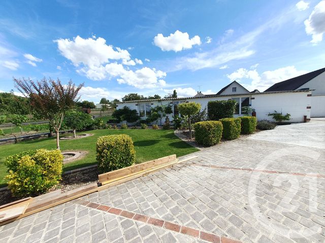 Afficher la photo en grand Maison à vendre - 7 pièces - 248,99 m2 - Crecy La Chapelle - 77 - ILE-DE-FRANCE