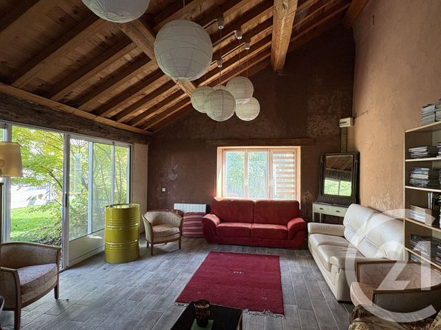 Afficher la photo en grand Maison à vendre - 12 pièces - 275 m2 - Guerard - 77 - ILE-DE-FRANCE
