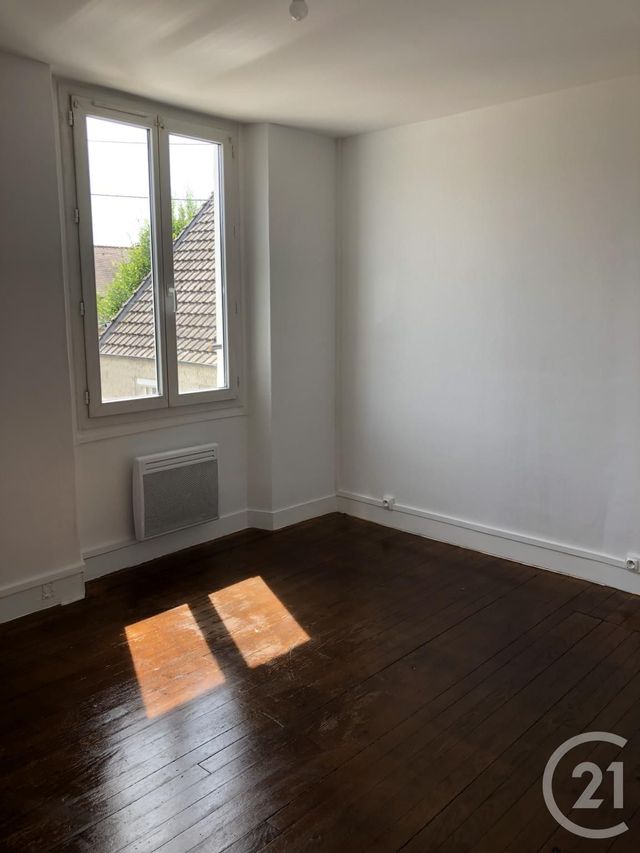 Maison &agrave; louer - 3 pi&egrave;ces - 81,19 m2 - Faremoutiers - 77 - ILE-DE-FRANCE