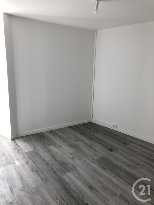 Maison &agrave; louer - 3 pi&egrave;ces - 81,19 m2 - Faremoutiers - 77 - ILE-DE-FRANCE