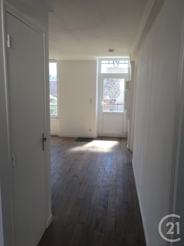 Appartement F2 &agrave; louer - 2 pi&egrave;ces - 49,87 m2 - Pommeuse - 77 - ILE-DE-FRANCE