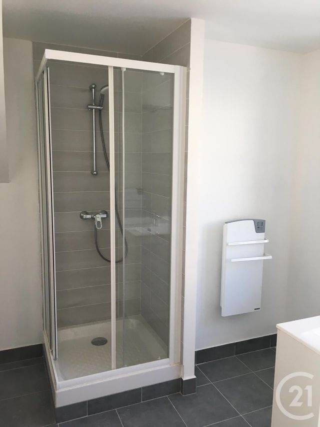 Appartement F2 &agrave; louer - 2 pi&egrave;ces - 49,87 m2 - Pommeuse - 77 - ILE-DE-FRANCE