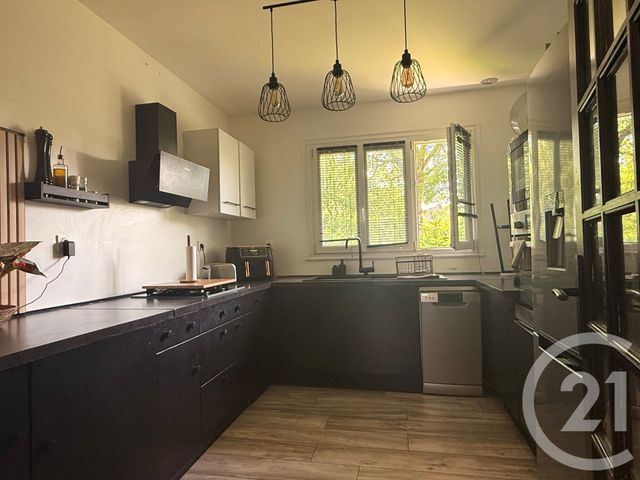 Maison &agrave; vendre - 5 pi&egrave;ces - 182,87 m2 - Maisoncelles En Brie - 77 - ILE-DE-FRANCE