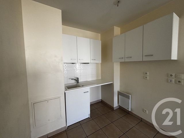 Appartement F2 &agrave; louer - 2 pi&egrave;ces - 40,95 m2 - Montevrain - 77 - ILE-DE-FRANCE