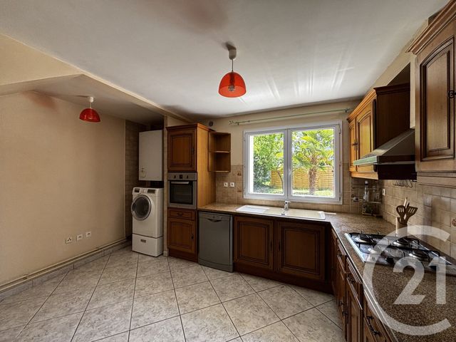 Maison &agrave; louer - 4 pi&egrave;ces - 105,10 m2 - Faremoutiers - 77 - ILE-DE-FRANCE