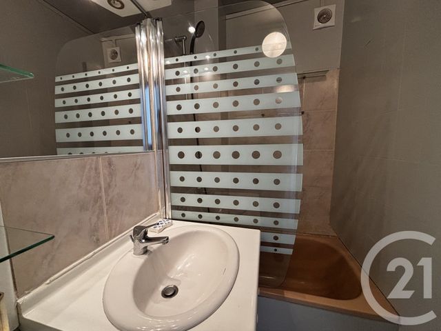 Appartement F2 &agrave; louer - 2 pi&egrave;ces - 35,76 m2 - Pommeuse - 77 - ILE-DE-FRANCE