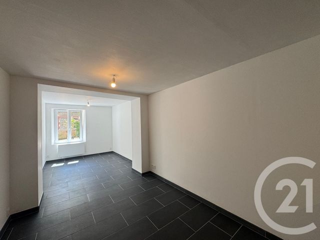 Appartement Studio &agrave; louer - 1 pi&egrave;ce - 23,46 m2 - 77 - ILE-DE-FRANCE