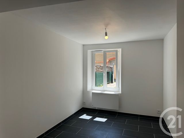 Appartement Studio &agrave; louer - 1 pi&egrave;ce - 23,46 m2 - 77 - ILE-DE-FRANCE