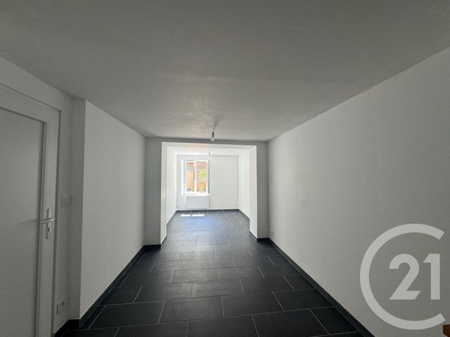 Appartement Studio &agrave; louer - 1 pi&egrave;ce - 23,46 m2 - 77 - ILE-DE-FRANCE