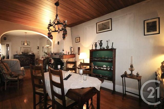 Maison &agrave; vendre - 14 pi&egrave;ces - 225 m2 - Coulommiers - 77 - ILE-DE-FRANCE