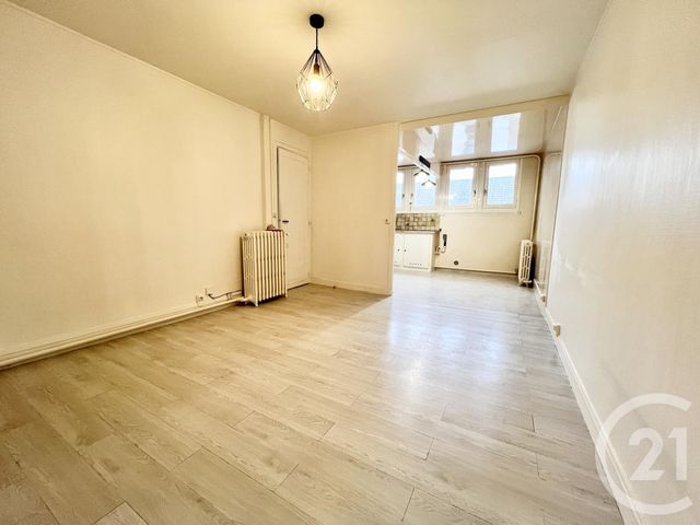 Appartement T3 à vendre - 4 pièces - 63,90 m2 - Coulommiers - 77 - ILE-DE-FRANCE