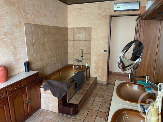 Maison à vendre - 9 pièces - 239 m2 - Boissy Le Chatel - 77 - ILE-DE-FRANCE