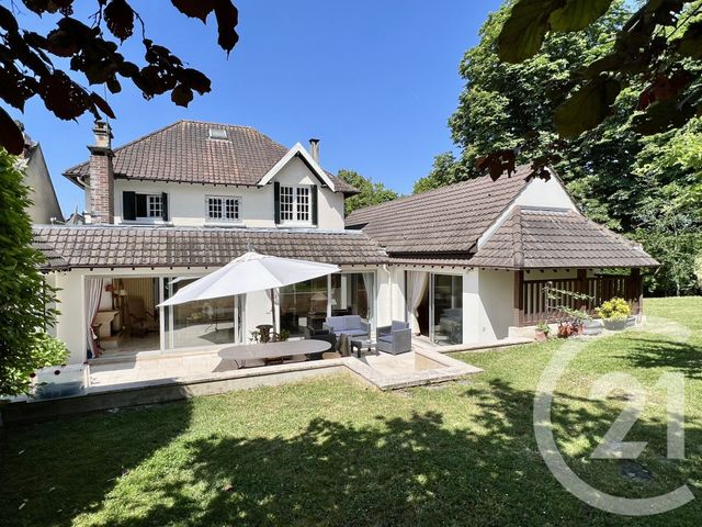 Maison à vendre - 7 pièces - 192,16 m2 - Coulommiers - 77 - ILE-DE-FRANCE