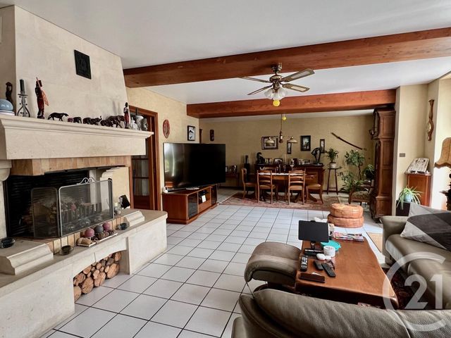 Maison à vendre - 11 pièces - 390 m2 - Rebais - 77 - ILE-DE-FRANCE