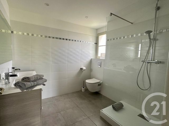 Maison à vendre - 8 pièces - 218 m2 - St Augustin - 77 - ILE-DE-FRANCE