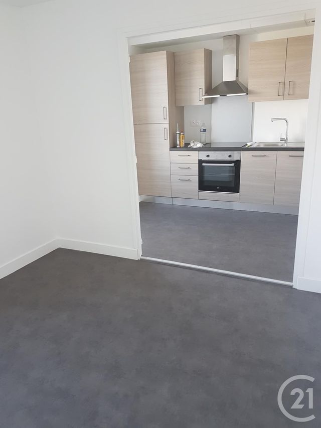 Appartement F1 à louer - 1 pièce - 17,65 m2 - Coulommiers - 77 - ILE-DE-FRANCE