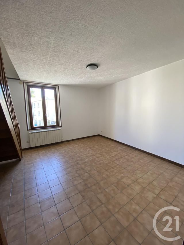 Appartement Duplex à louer - 2 pièces - 39,85 m2 - Coulommiers - 77 - ILE-DE-FRANCE