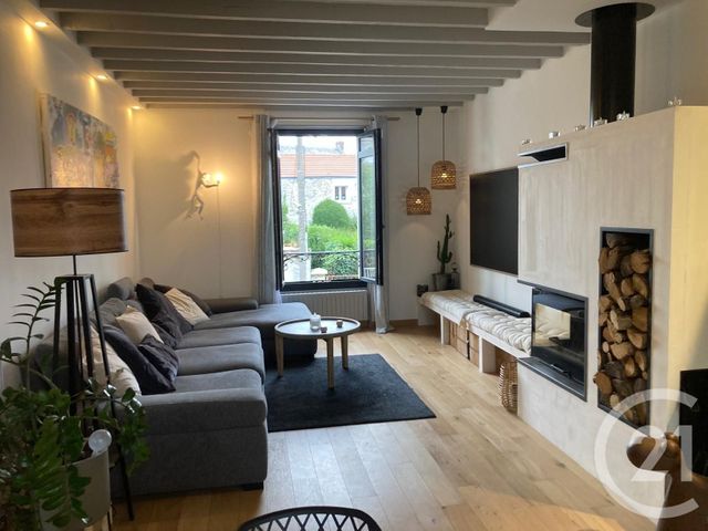 Afficher la photo en grand Maison à vendre - 9 pièces - 217 m2 - Coulommiers - 77 - ILE-DE-FRANCE