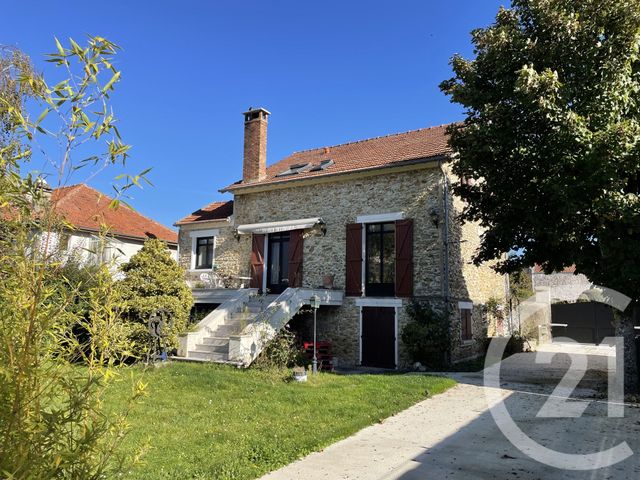 Maison à vendre - 9 pièces - 217 m2 - Coulommiers - 77 - ILE-DE-FRANCE