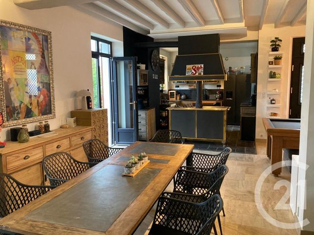 Afficher la photo en grand Maison à vendre - 9 pièces - 217 m2 - Coulommiers - 77 - ILE-DE-FRANCE