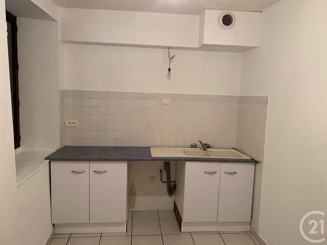 Appartement F1 à louer - 2 pièces - 26,20 m2 - Coulommiers - 77 - ILE-DE-FRANCE
