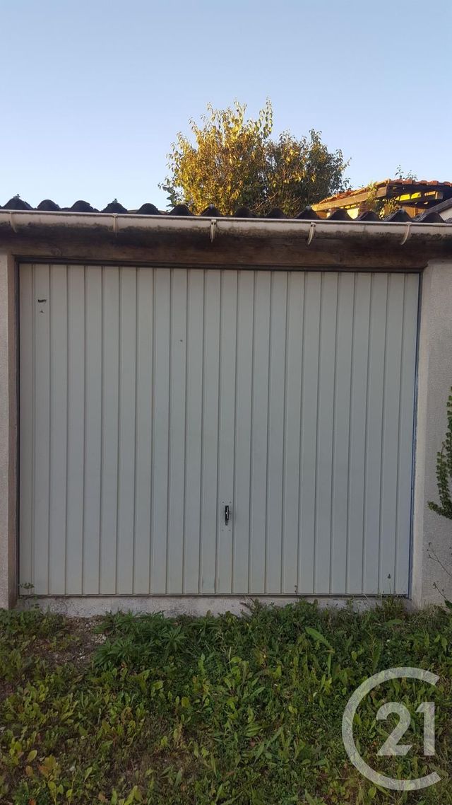 Parking à louer - 15 m2 - Mortcerf - 77 - ILE-DE-FRANCE
