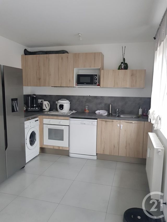 Afficher la photo en grand Appartement F3 à louer - 3 pièces - 74,13 m2 - Coulommiers - 77 - ILE-DE-FRANCE
