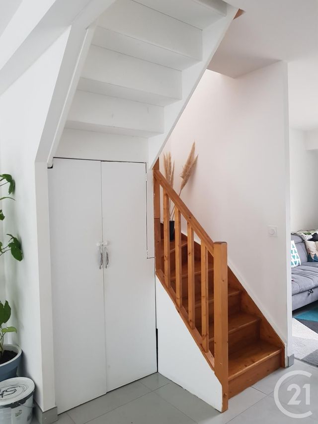 Afficher la photo en grand Appartement F3 à louer - 3 pièces - 74,13 m2 - Coulommiers - 77 - ILE-DE-FRANCE