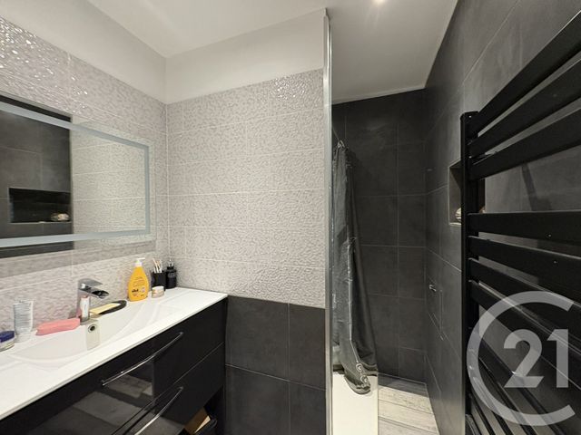 Afficher la photo en grand Maison à vendre - 6 pièces - 162 m2 - Coulommiers - 77 - ILE-DE-FRANCE