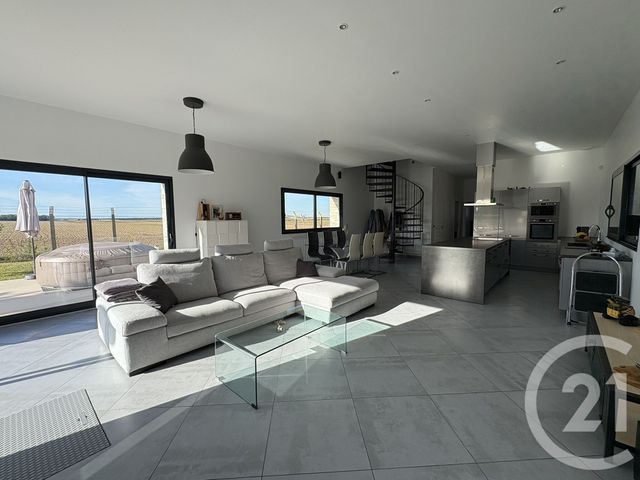 Maison à vendre - 5 pièces - 150 m2 - Mouroux - 77 - ILE-DE-FRANCE