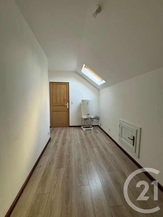 Appartement à louer - 3 pièces - 46,28 m2 - Coulommiers - 77 - ILE-DE-FRANCE