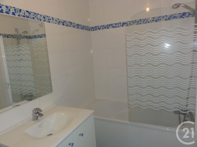 Appartement F2 à louer - 2 pièces - 46,71 m2 - Coulommiers - 77 - ILE-DE-FRANCE