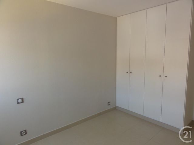 Appartement F2 à louer - 2 pièces - 46,71 m2 - Coulommiers - 77 - ILE-DE-FRANCE