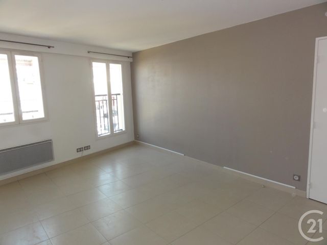 Appartement F2 à louer - 2 pièces - 46,71 m2 - Coulommiers - 77 - ILE-DE-FRANCE