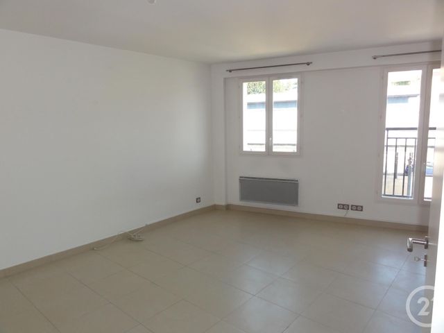 Appartement F2 à louer - 2 pièces - 46,71 m2 - Coulommiers - 77 - ILE-DE-FRANCE