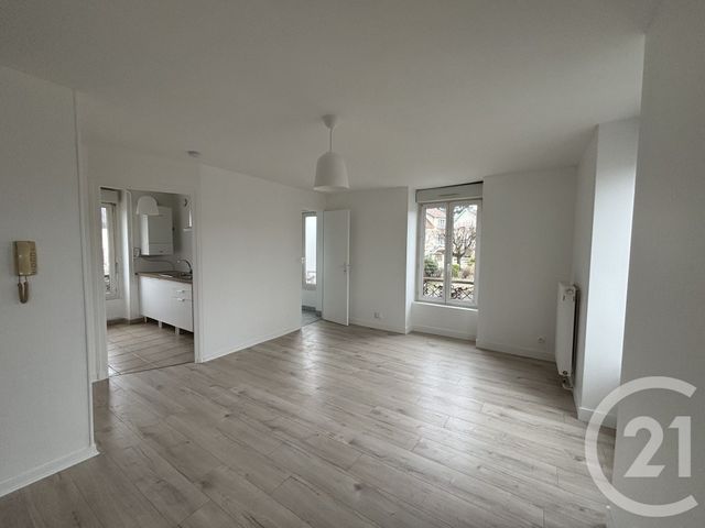 Appartement F2 &agrave; louer - 2 pi&egrave;ces - 41 m2 - Coulommiers - 77 - ILE-DE-FRANCE