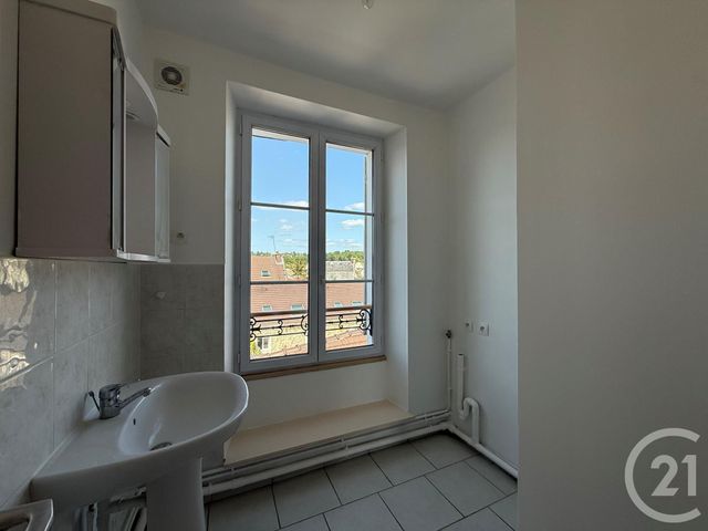 Appartement F5 à louer - 5 pièces - 78,24 m2 - Coulommiers - 77 - ILE-DE-FRANCE