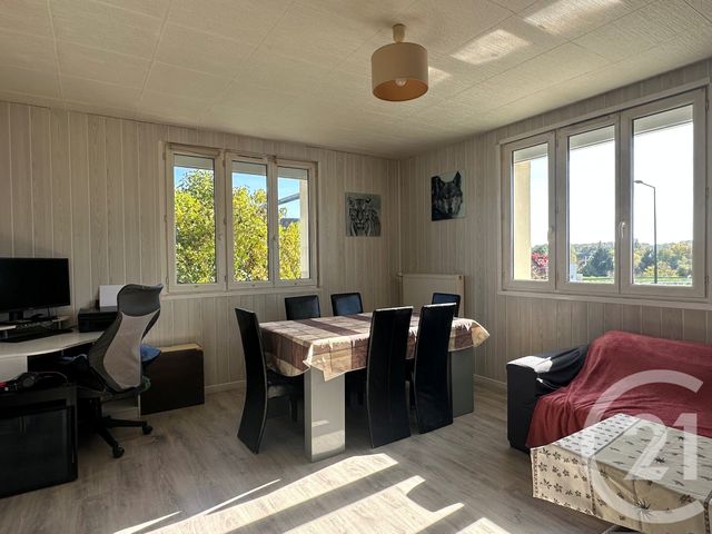 Afficher la photo en grand Maison à vendre - 5 pièces - 102,27 m2 - Coulommiers - 77 - ILE-DE-FRANCE