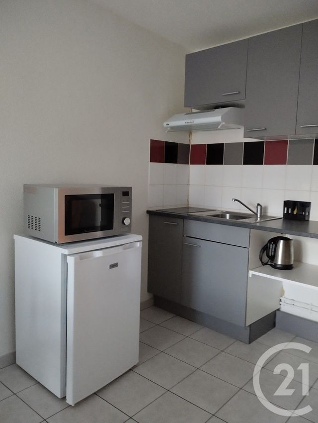 Appartement F1 &agrave; louer - 1 pi&egrave;ce - 30,24 m2 - Coulommiers - 77 - ILE-DE-FRANCE