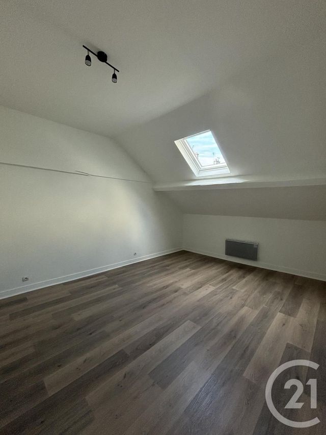 Appartement F3 à louer - 3 pièces - 72,84 m2 - Coulommiers - 77 - ILE-DE-FRANCE