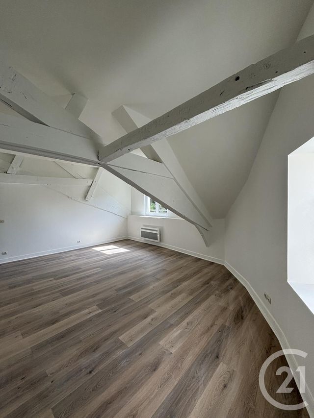 Appartement F3 à louer - 3 pièces - 72,84 m2 - Coulommiers - 77 - ILE-DE-FRANCE