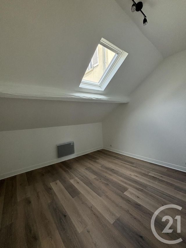 Appartement F3 à louer - 3 pièces - 72,84 m2 - Coulommiers - 77 - ILE-DE-FRANCE