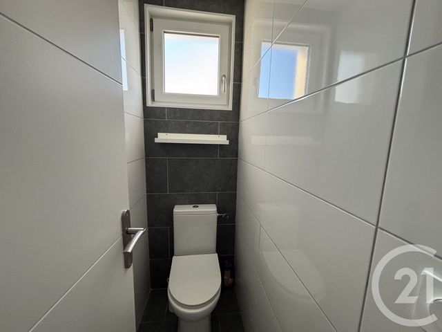 Maison &agrave; louer - 4 pi&egrave;ces - 93,21 m2 - Amillis - 77 - ILE-DE-FRANCE