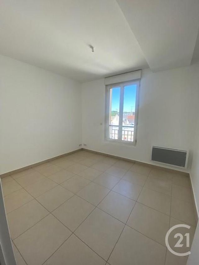 Appartement F3 à louer - 3 pièces - 69,66 m2 - Coulommiers - 77 - ILE-DE-FRANCE