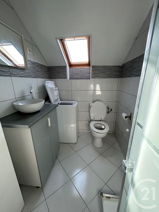 Appartement F2 à louer - 2 pièces - 33,80 m2 - Coulommiers - 77 - ILE-DE-FRANCE